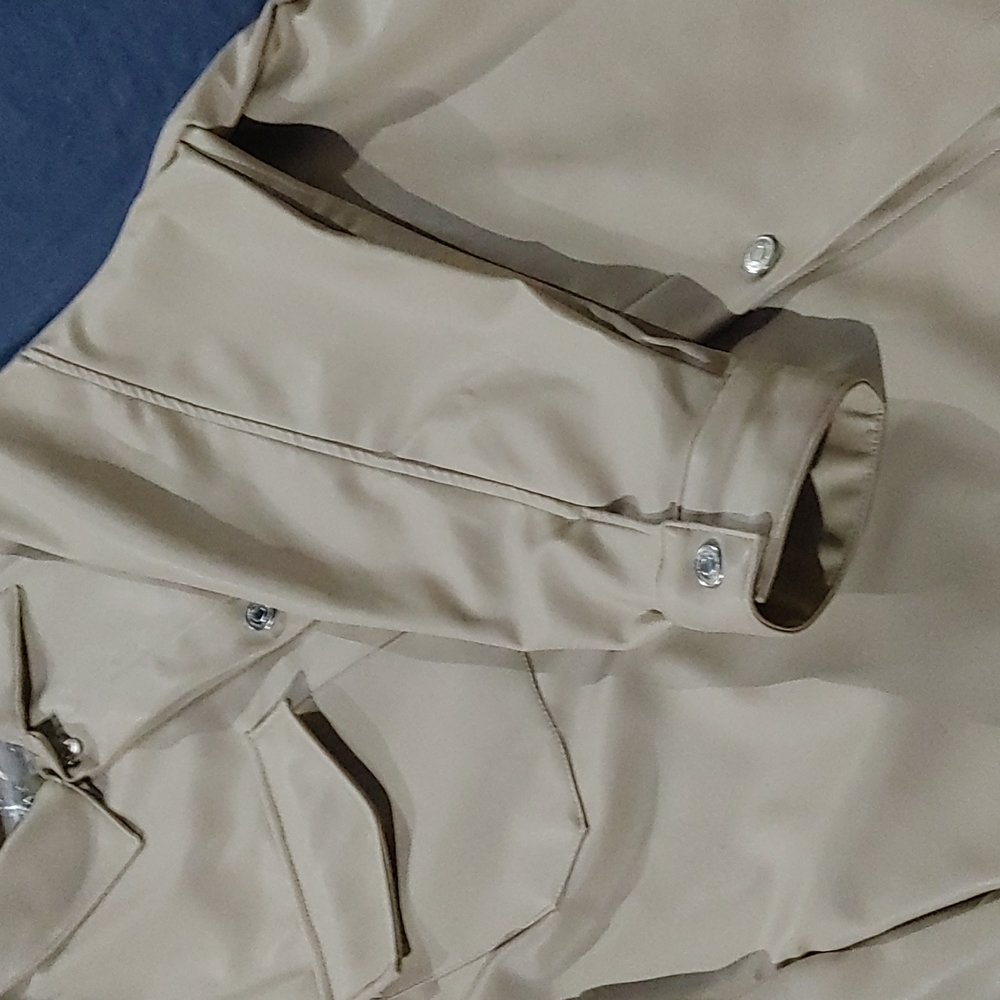 Jacket - Picture 5 of 6